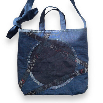 Shoulder Bag With Knot